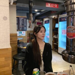 Jeon Hye-won Instagram - 3일 연속 막창...🙄