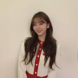Jeon Hye-won Instagram - 항상 코로나 조심하시고 새해복 많이 많이 받으세요💋