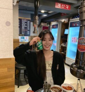 Jeon Hye-won Instagram - 3일 연속 막창...🙄