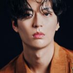 Jeong Si-hyun Instagram - ❤️ Artist - Jeong si hyun / @jeongsihyun (for. @double_v_ent) Director - Kwon ji woo, Seo you jin Photographer - Kang sang uk (강상욱) / @cozy_graphy Make-up Artist - Jang somi (장소미) / @_lavendery Hair Artist - Han kyul (한결) / @1kyulee Stylist - Song hye-ran(play ssong) Stylist assist - Park mi kyoung
