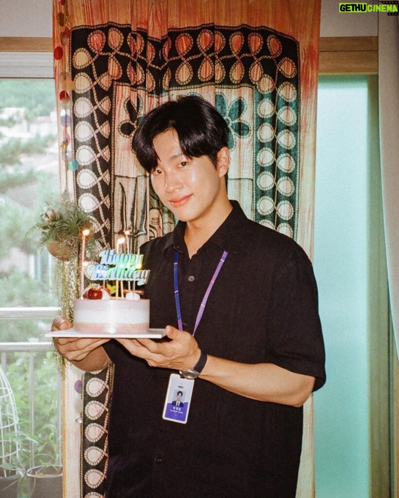 Jeong Young-han Instagram - Roll for celebrate July 🎞️🥳