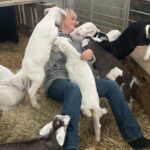 Jeremy Clarkson Instagram – @janepmoore wanted to meet our new goats.