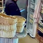 Jeremy Clarkson Instagram - This man came “shopping” at the farm shop. I would like to meet the cu