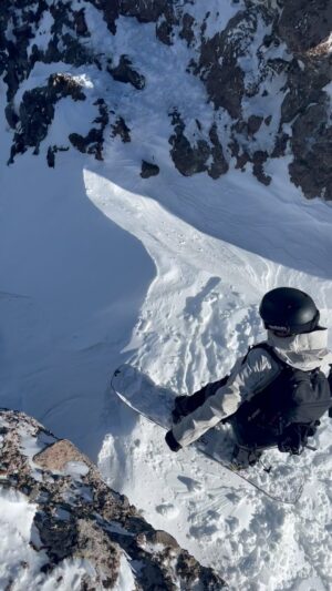 Jeremy Jones Instagram - @mia__jones_ will bushwhack, side hill and scramble for powder.

#joneswomens #jonessolutionsplit