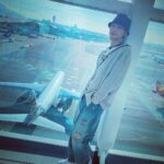 Jeremy Lee Instagram - 又可以飛 真係好開心 上一次去澳洲 已經係返學嘅時候 隔左咁多年 又可以黎玩 最緊要係可以12個一起去玩 呢兩日都去左好多地方啦🤣 希望快d出街 俾你地睇啦 記得到時候睇團綜啦 🥰 都要多謝香港機場貼心嘅安排 Thank you so much ❤️ @hongkongairport 大家中秋快樂 🥮 #hkia #hongkongairport #香港國際機場