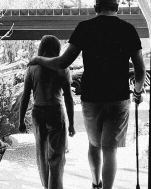 Jeremy Renner Instagram - With the blessing of only time in front on me, I reflect daily on all that I am thankful for and move towards paths with intention and clarity never forgetting all your unrelenting support…. I just wanted to drop a note to say thank you for your thoughtfulness and kindness… it is noticed and deeply felt everyday #loveandtitanium
