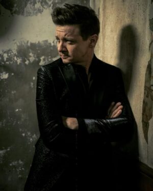 Jeremy Renner Instagram - #tbt the first EP “The Medicine” @randallslavin @paris_libby  I should have more to come soon !! 🙏