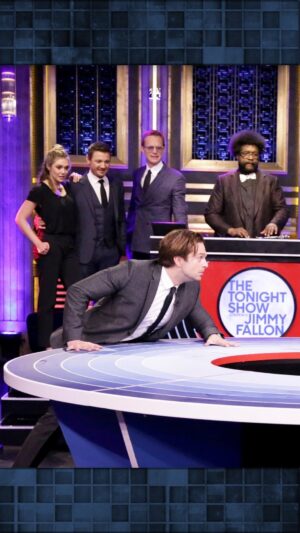 Jeremy Renner Instagram - Musical Beers w/ @jeremyrenner, Elizabeth Olsen, @paulbettany, and @imsebastianstan 🍻 #FallonFlashback