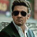 Jeremy Renner Instagram - Happy Sunday everyone! Ep 8 alert ‼️. @paramountplus @mayorofkingstown