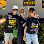 Jeri Ryan Instagram - Crime fam and space fam solidarity. ✊🏼@sagaftra #sagaftrastrong #power2performers #unionstrong #1u
