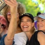 Jeri Ryan Instagram - They asked us to show up and we SHOWED UP!!!! What a beautiful energy and incredible solidarity on the line today!! We were so lucky to have some of our NegCom members here to inspire us and share in the love. Let’s KEEP SHOWING UP and keep this passion and this enthusiasm and this commitment until the studios decide to do the right thing! One day longer. One day stronger. AS LONG AS IT TAKES. ✊🏼✊🏼✊🏼