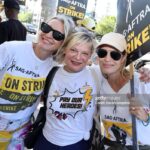 Jeri Ryan Instagram - Love the solidarity on the WB picket line with this glorious @sagaftra family! ✊🏼 Keep coming out and SHOWING UP — EVERY DAY until we get the deal we need and deserve! We didn’t come this far to only come this far. Stand strong. They need us. One day longer. One day stronger. As long as it takes. ✊🏼 #sagaftrastrong #sagaftrastrike #power2performers