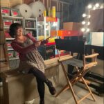 Jess Salgueiro Instagram - “My wish is coming true, you’ll all be very happy about that ” - Kelsey Grammer 💗 #frasier Special shout-out to slide #9 ❤️ Paramount Studios