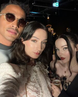 Jesse James Keitel Instagram - JJK x BALMAIN 

Brava @olivier_rousteing!!! Thank you so much for having us at your show. It was magnificent ✨ enchanté ♥️

Hair: @nicolepoede_ 
Makeup: @clairekorinkova 
Photos: @daniellelevitt 

Xoxo @migueldana @balmain @balmainhaircouture @ashleypweston
