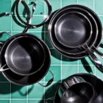 Jessica Alba Instagram - #SmallBusinessSaturday x gift guide edition 🎁 Featuring a handful of great gift ideas for your holiday party host - or essentials if you’re having the fiesta at yours! 💃🏽🎊🪩💫 Between kitchen goods, grazing boards, sweet treats, cozy home items, stunning floral arrangements, tasty adult bevs & more - these brands have you covered 👌🏽 @crumbles__patisserie @bricialopez @hexclad @spiceology @ladyandlarder @kellywearstler @nette.nyc @jennikaynehome @domoniquerose @casadelsoltequila Check ‘em out and comment your faves below 👇🏽 Sending everyone so much love and light this holiday season ☺️❤️
