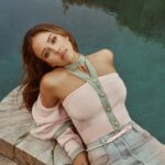 Jessica Alba Instagram - @grazia_it x @chanelofficial ✨🖤🎀💎 #LA 🫶🏽
