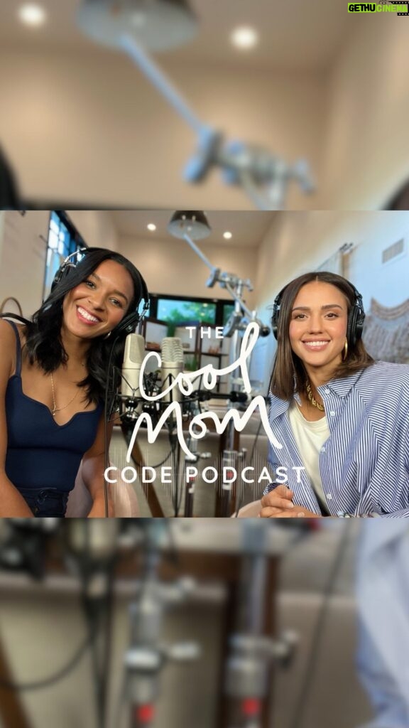 Jessica Alba Instagram - The one & only @jessicaalba has entered the chat 💬🎙️Welcome to The Cool Mom Code Podcast with our host @lizzymathis 🖤 First episode is now LIVE ✨ Get ready for some real-talk candid stories & heartfelt advice as this bestie power duo spill all their secrets on juggling careers, relationships with husbands of almost 20 years each & their ever-evolving journeys as cool moms of 3! 💕💕💕 Make sure to show some love & tune in weekly on wherever you listen to podcasts for more episodes with our fave, inspirational, bad ass cool mamas 🎤🎧 Link in bio 🔗