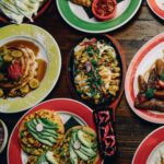Jessica Alba Instagram - #SmallBusinessSaturday food edition! 🌮🌯🥗🥘🌶️🧁🍮🍰 When it comes to food, I’m down for all of it! 🤤😍 Not only is it so much fun discovering new restaurants and chefs, but I love how food brings people together and gives you a taste of different cultures 🙌🏽 So whether you’re looking for a delicious meal, an adult beverage or to indulge in some sweet treats - these places got you! @tacosgueynyc @sonoratownla @lapupusadtla @versaillescubanfood @coniseafood @tacostacuba @sofiastaquerianyc @donasofficial @portosbakery @deliciasbakeryandsome Check ‘em out and please share your fave spots below! 👇🏽🤍 #HispanicHeritageMonth #LatineHeritageMonth #Foodie