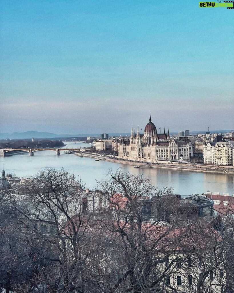 Jessica Allain Instagram - 4 months & counting in Budapest! Budapest, Hungary