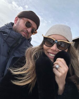 Jessica Biel Instagram - Birthday vibes so bright I had to see it with my third eye. Thanks for all the lovely wishes!