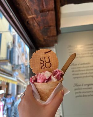 Jessica Chan Yee Chun Instagram - Hi Venice, 六年冇見你幾好嘛？