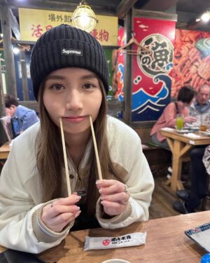 Jessica Chan Yee Chun Instagram - 就係開心🍣🍱🍜🏮🌈