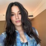 Jessica Gomes Instagram - Catching up on posts.. It’s been a busy week. @iamjessicagomes for @vogueaustralia @ralphlauren Hair @marieuva