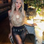 Jessica Lord Instagram - would for sure die first in a horror film Gold-Diggers