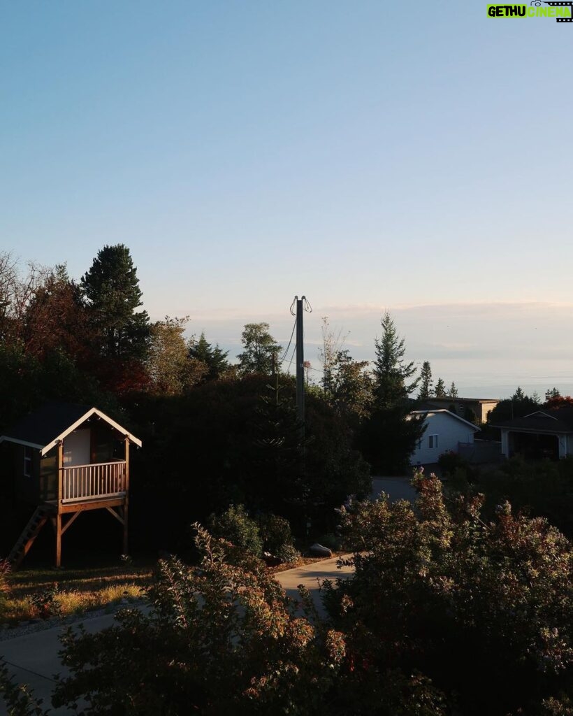 Jessica Lord Instagram - home 🤍 Sunshine Coast BC Canada