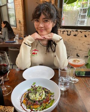Jessica Lu Instagram - Mama Lu took this pic of me at our Mothers Day dinner. This is the first photo taken of me in over a year without SOMEONE (not naming names but she’s staring me down this very second) also stealing my limelight. I didn’t know what to do with my free hands. Swipe to see that SOMEONES DEMANDS as retribution.