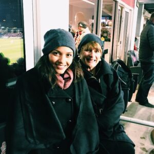 Jessica Lucas Instagram - Amazing and ❄️FREEZING❄️ Mother/Daughter date night watching the #mlschampionship game. Thanks for having us @foxtv and @mls
