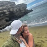 Jessica Thivenin Instagram - BIG ISLAND 🌋 Je suis tellement reconnaissante d'avoir pu faire le tour de plusieurs îles de l'archipel d'Hawaï, c'était un voyage extraordinaire Je suis triste malheureusement que notre voyage s'arrête ici à Big Island, sachant qu'il devait se poursuivre, à Maui, mais la nature en a décidé autrement. je suis de tout cœur avec Maui et j'espère que cette île, qui a été ravagée par les flammes va se relever encore plus fort 💛✨ Big Island Hawaii
