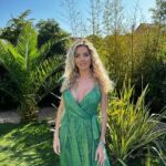 Jessica Thivenin Instagram - 🍀 GREEN, my favorite color ! 💚 Et vous ?