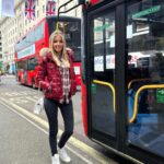 Jessica Thivenin Instagram - Une vraie touriste 🇬🇧♥️
