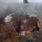 Jessica Thivenin Instagram - BIG ISLAND 🌋 Je suis tellement reconnaissante d'avoir pu faire le tour de plusieurs îles de l'archipel d'Hawaï, c'était un voyage extraordinaire Je suis triste malheureusement que notre voyage s'arrête ici à Big Island, sachant qu'il devait se poursuivre, à Maui, mais la nature en a décidé autrement. je suis de tout cœur avec Maui et j'espère que cette île, qui a été ravagée par les flammes va se relever encore plus fort 💛✨ Big Island Hawaii