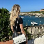 Jessica Thivenin Instagram - Nos vacances à Minorque se termine elles étaient incroyable 🥹 les voir aussi heureux je suis comblée ❤️🍀