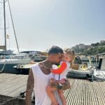 Jessica Thivenin Instagram - Minorque 🇪🇸♥️ en famille on s’éclate, je suis tellement reconnaissante, qu’on puisse vivre tout ça, et aucun regret sur la destination qu’on a choisis qui est juste magnifique 🥹 GRATEFUL 🍀 Menorca - Islas Baleares - Spain
