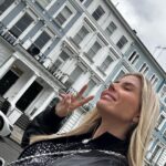Jessica Thivenin Instagram - Une vraie touriste 🇬🇧♥️