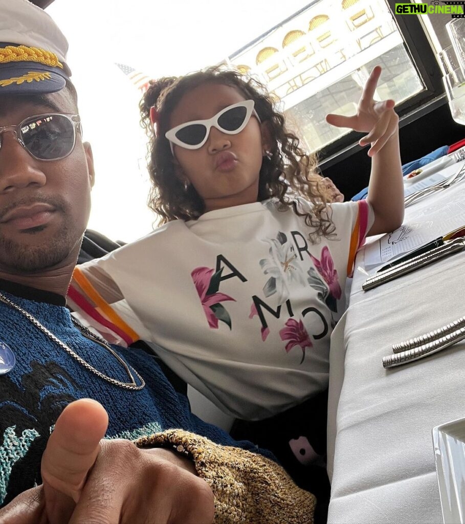 Jessie T. Usher Instagram - Captain && the co-captain 👨🏾‍✈️👩🏽‍✈️