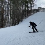 Jessie T. Usher Instagram - tried somethin’ new today 🍕🍟😂 ⛷️#ImHooked #WhoTrynaGo #WhyDidntYallTellMeThisWasThisMuchFun #SkiingInTheWinter🤝🏾GolfInTheSummer #WhenInCanada🤷🏾‍♂️