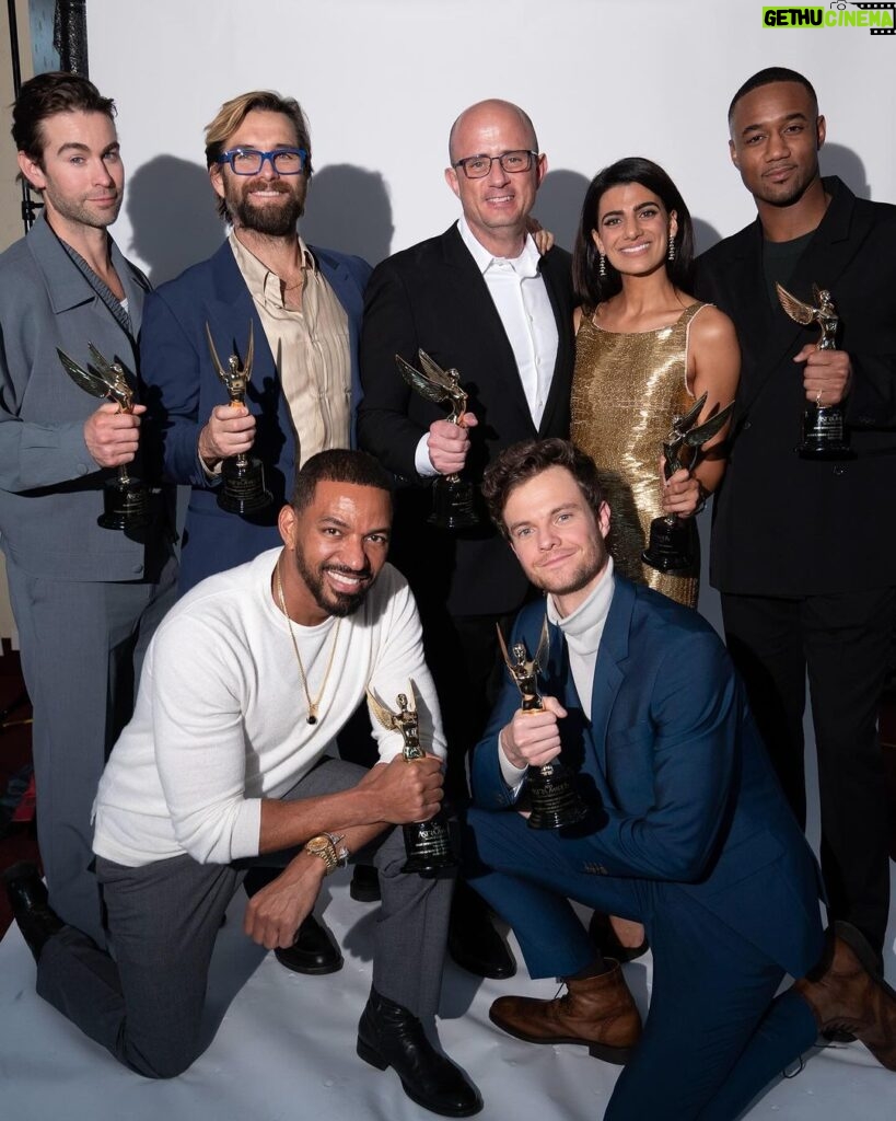 Jessie T. Usher Instagram - “😏” ...the face I make when I see a trophy with my name on it lol [ @theboystv X @hollywoodcreativealliance ]