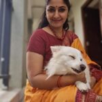 Jhansi Instagram - బుజ్జి మా ఇంటికొచ్చి అప్పుడే 4ఏళ్ళు అయింది. And this boy is a true joy. Here's us, blessing your feed with some peace and positivity. Remembering the good souls who pitched in for bujjis surgery @supriyayarlagadda_original @nandureddyy @swapnaduttchalasani @lakshmimanchu @syedd_annwar @anujna Sharada @_animal.care.clinic_ @drlakshmi_animalcare @byndlaswamy