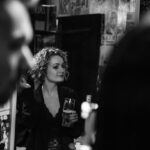 Jiřina Daňhelová Instagram - Malostranská beseda je zvláštní prostor. Čím dýl tam vydržíte, tím jste vy, i všichni kolem vás tak nějak krásnější. Genius loci. Říkali. 🤗🖤❤️ foto @adamkorinekvideo Malostranská beseda Klub