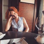 Jiřina Daňhelová Instagram - ,,Tak coo,jak se máš?” -,,Ale jooo,dobrý.” ,,Tak dobrý!” -,,Povídej něco hezkýho. Na co se těšíš a co Ti dneska udělalo radost.” ,,Tak jooo” 💐 @krystofzapletal Kavárna Slavia