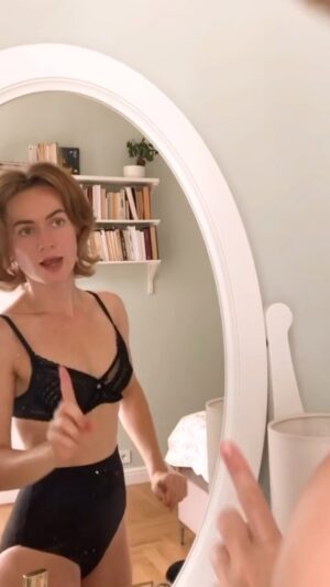 Jiřina Daňhelová Instagram - Když se  rozešel on s Tebou ale TY JSI JEŠTĚ NESKONČILA!