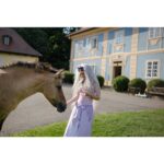 Jiřina Daňhelová Instagram - Je libo jednu Mrtvou nevěstu Tima Burtona? Není problem! #birthdaygirl