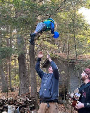 Jim Baird Instagram - Some pics from me and @torigoesoutside splitting, hauling and stacking firewood for the winter, one of my three sisters raised garden beds tilled over for the winter, and a shot of me throwing my son Hudson up in the air - his favourite thing! Despite the fact that it’s “work” I can’t think of anything better for the spirit than doing psychical work outdoors, particularly when it’s for yourself. 

#jbadventurer #fall #kids #firewood #splittingwood #choppingwood #selfreliance #homested #ruralliving #canadianliving