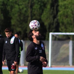 Jimmy Durmaz Instagram - Benim Ask⚽️❤️

My love ⚽️❤️ 📸 @urazgoktekin 
#jdbeard #dmz #jd21 #