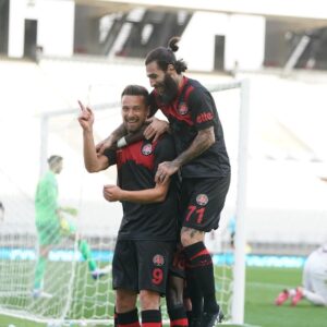 Jimmy Durmaz Instagram - +3p ✅ and gongrats to artur for becoming a father 🙏🏻🙏🏻🙏🏻. #jdbeaed #jd #beard #karagumruk #gümrük