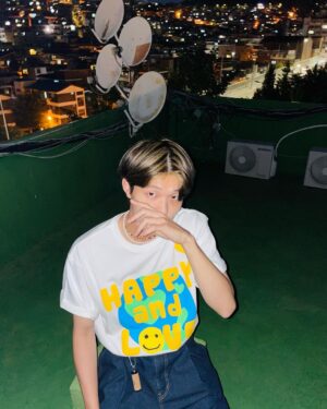 Jin Ho-eun Instagram - 🌏💛🍀HAPPY AND LOVE🌀💚😄